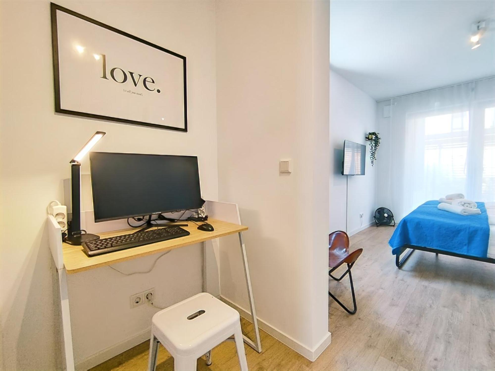 Cityvibe Apartment Fuer Bis Zu 4 Erlangen Luaran gambar